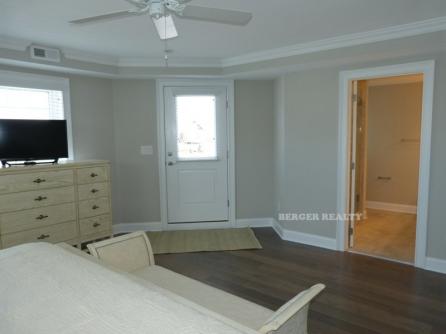 903 Brighton Place