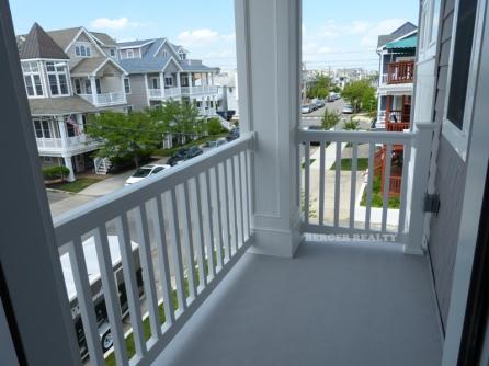 903 Brighton Place