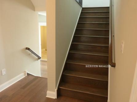 903 Brighton Place