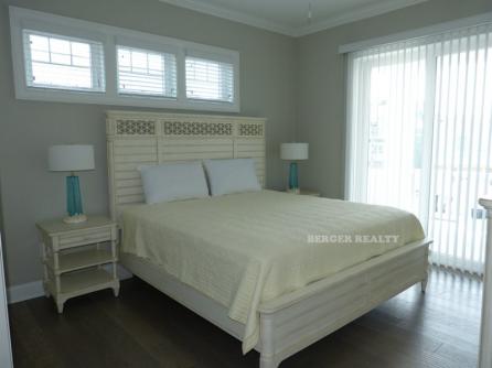 903 Brighton Place