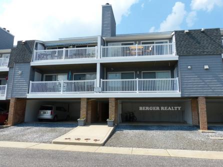 811 Periwinkle Drive