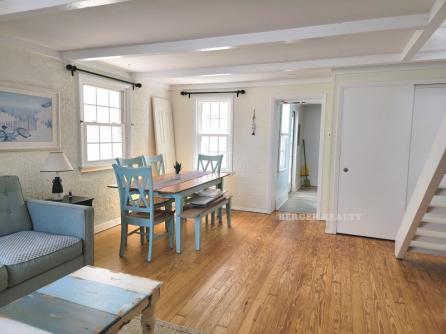 814 Boardwalk