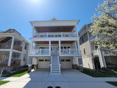 812 2nd Street