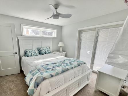 856 St Charles Place