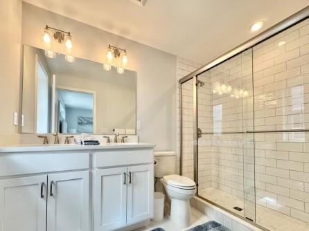 856 St Charles Place