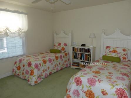 859 St. Charles Place