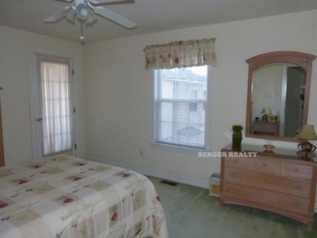 859 St. Charles Place