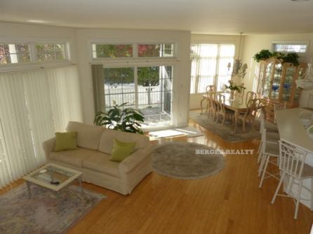 859 St. Charles Place