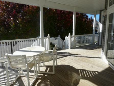 859 St. Charles Place