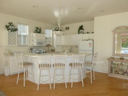 859 St. Charles Place