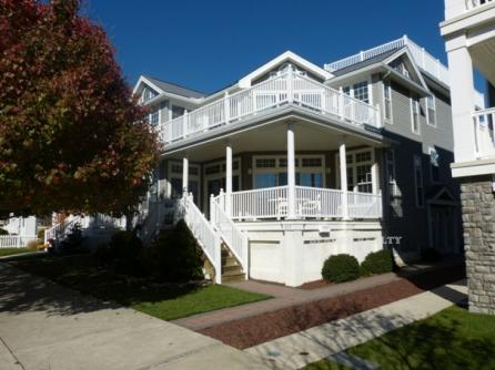 859 St. Charles Place