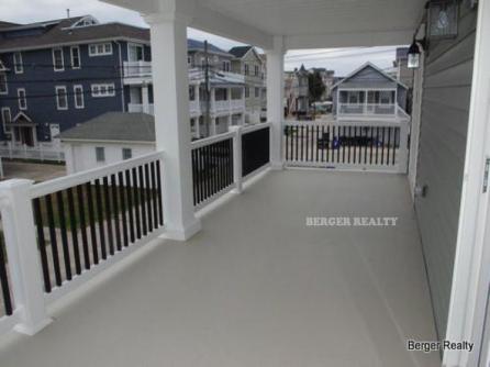 864 Brighton Place