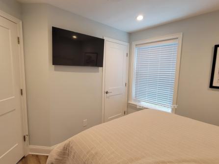 1333 West Ave
