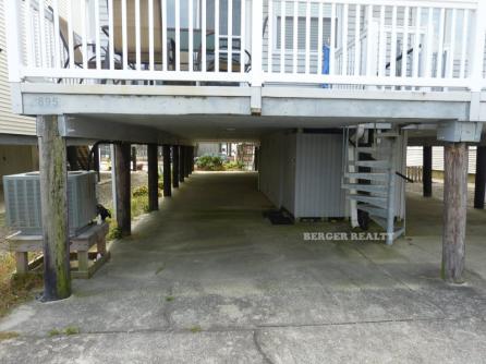 895 5th Street