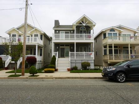 2138 Asbury Ave