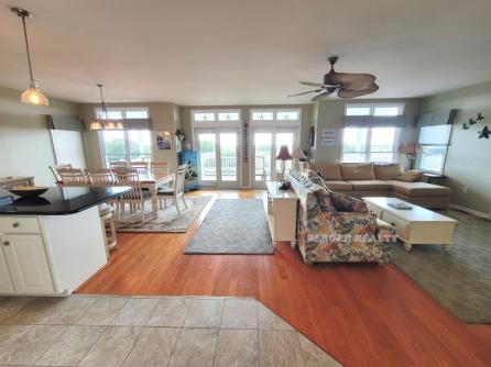 1722 Boardwalk
