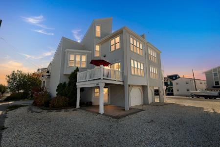694 21st, Avalon, 08202