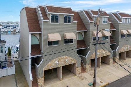 318 83rd, Stone Harbor, 08247