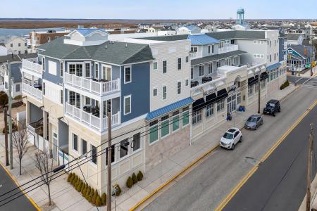 8600 Landis Avenue, Sea Isle City, 08243