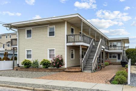 29 28th, Avalon, 08202
