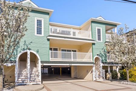 203 Pine, Wildwood, 08260