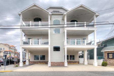 4215 Landis, Sea Isle City, 08243