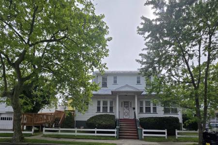 310 Howard, Cape May, 08204