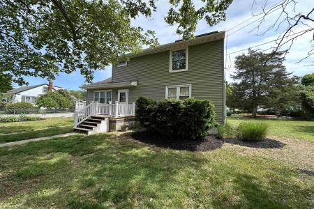 110 9th, Del Haven, 08251