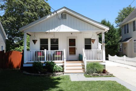 21 Beverly, Townbank, 08204