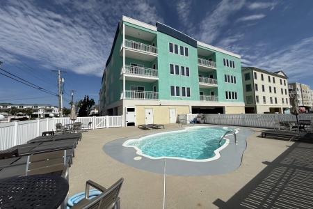7504 Ocean, Wildwood Crest, 08260