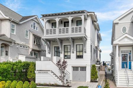 10019 Sunrise, Stone Harbor, 08210
