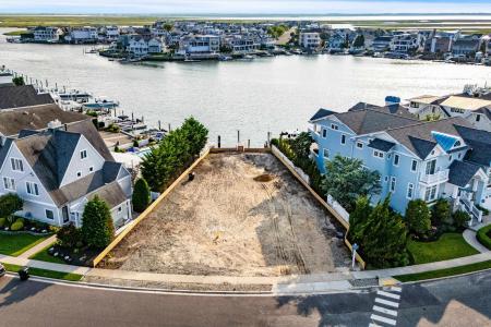 4202 5th, Avalon, 08202