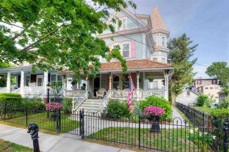 626 Hughes, Cape May, 08204