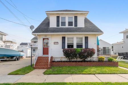 221 25th, North Wildwood, 08260