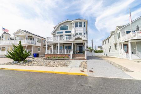 74 7th, Avalon, 08202