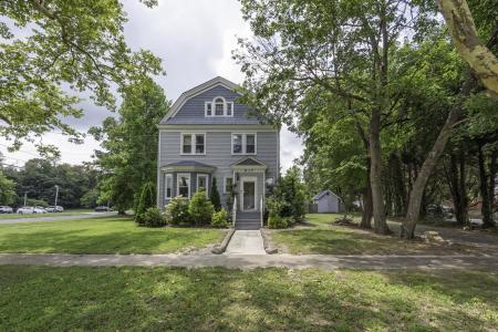 817 DeHirsch, Woodbine, 08270