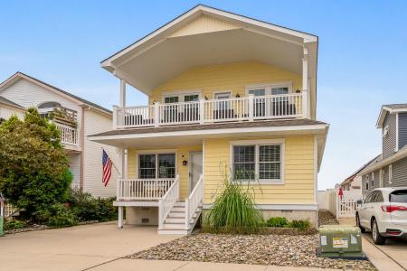 98 Charleston, Wildwood Crest, 08260