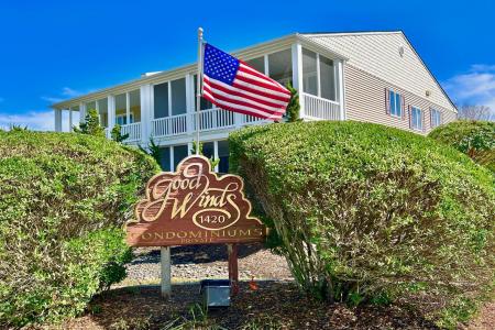 1420 Pennsylvania, Cape May, 08204