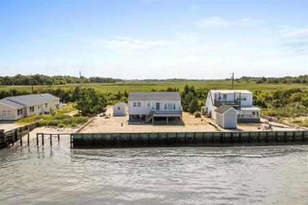 403 Delaware, Del Haven, 08251