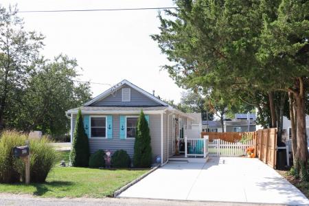 422 Tampa, Villas, 08251