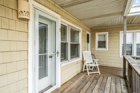 29 28th, Avalon, 08202