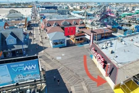 3400 Boardwalk, Unit 3J, Wildwood, 08260