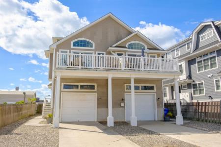 212 25th, Avalon, 08840