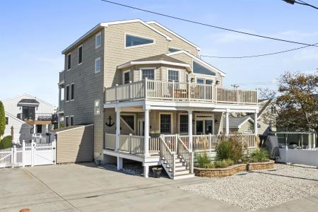 119 9th, North Wildwood, 08260