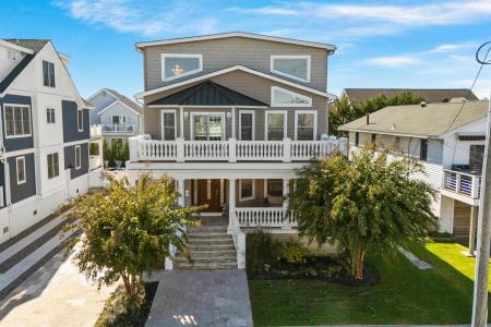 158 32nd, Avalon, 08202