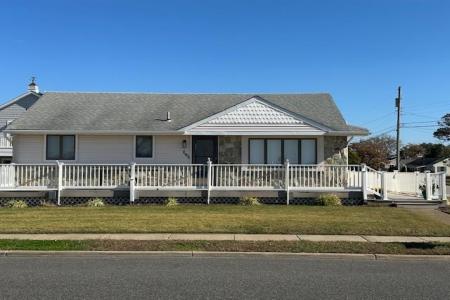 105 Beach Drive, North Cape May, 08204
