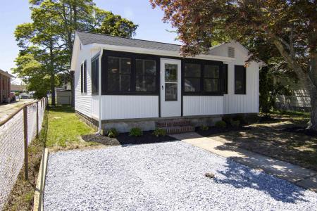 30 Pinetree, Villas, 08251