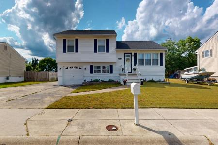 55 Bucknell, Somers Point, 08244