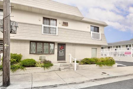 9401 Pacific Ave, Margate, 08402