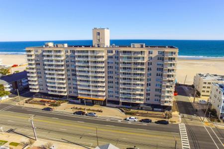 9400 Atlantic, Margate, 08402